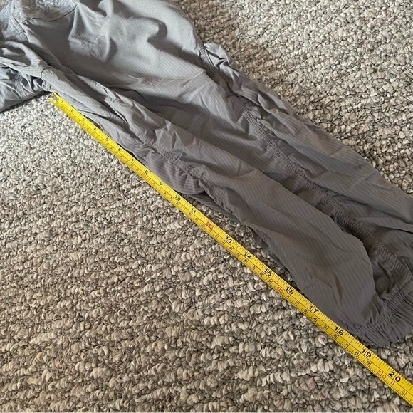 Ivivva live to move crops slate size 14 - Picture 4 of 8